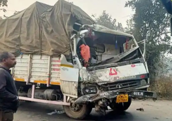 खूनी रफ्तार : बारात की खुशियां मातम में बदली, हाईवा की टक्कर से माजदा चालक की मौत…