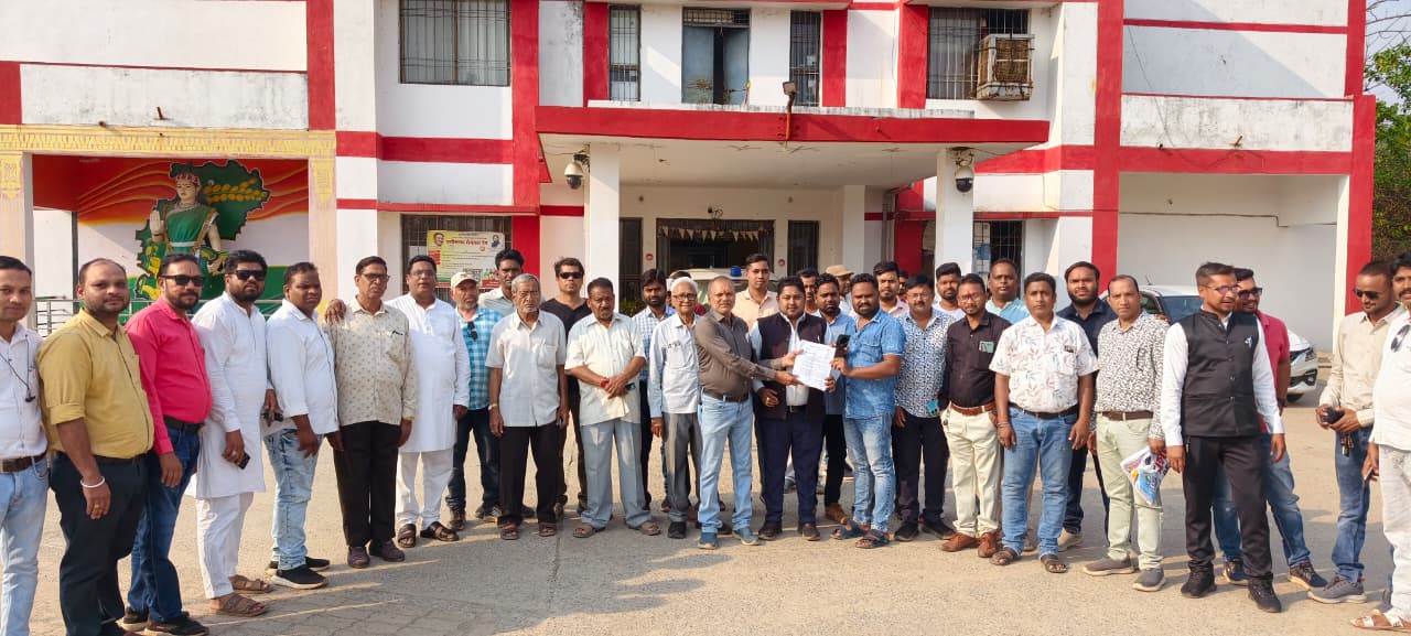 सारंगढ़ में ‘पत्रकार भवन’ पर आर-पार : 25 लाख की भारी-भरकम राशि बनाम 5 डिसमिल का ‘पिंजरा’!…