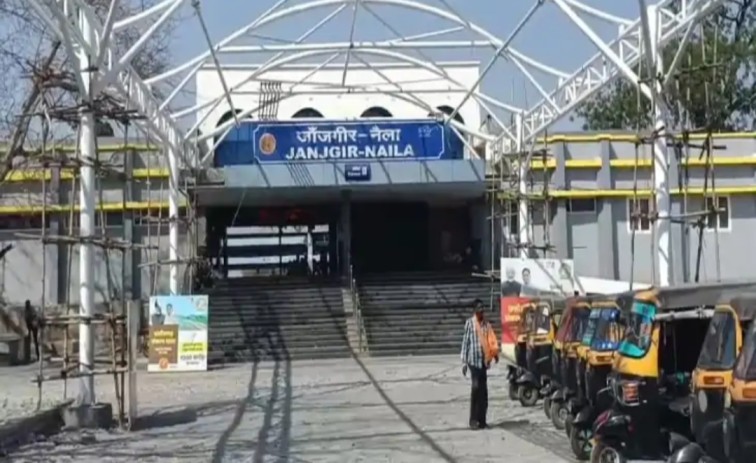 जनता के सब्र का बाँध टूटा: विधायक व्यास कश्यप के नेतृत्व में नैला फाटक पर आर-पार की जंग!…