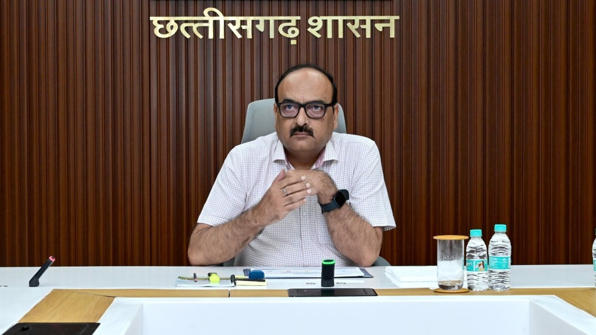 “काम में देरी की तो खैर नहीं!” मुख्य सचिव विकासशील के सख्त तेवर, निर्माण एजेंसियों को दिया कड़ा अल्टीमेटम…