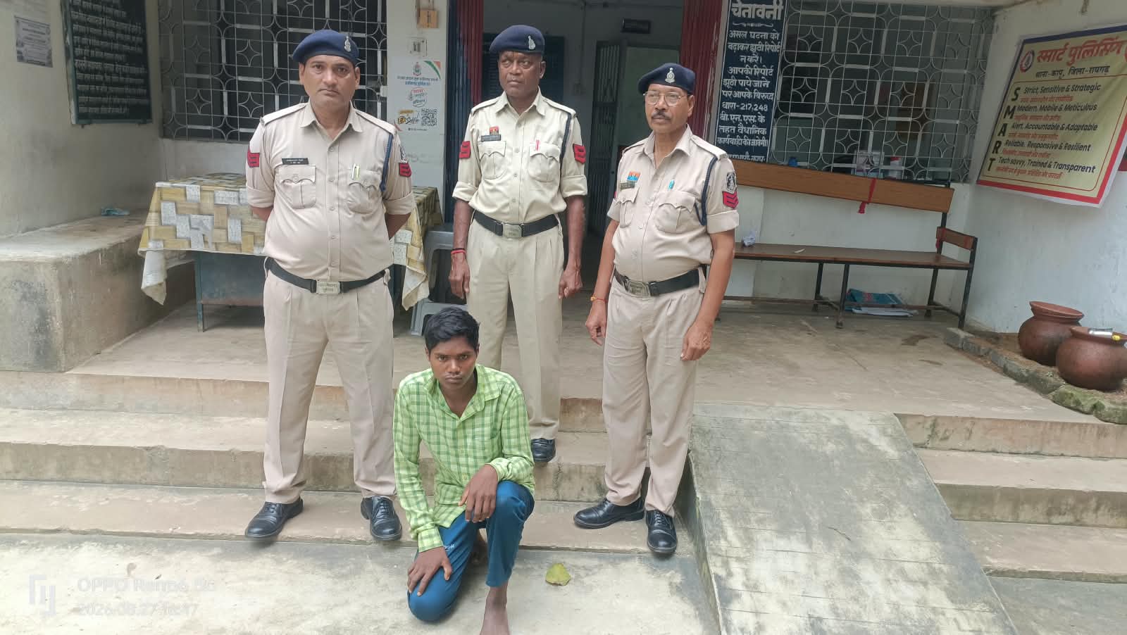 ऑपरेशन ‘क्लीन हंट’ : शराब के नशे में पत्नी को पत्थर व डंडे से पीट-पीटकर मार डालने वाला फरार हत्यारा गिरफ्तार, तमिलनाडु में काट रहा था फरारी…